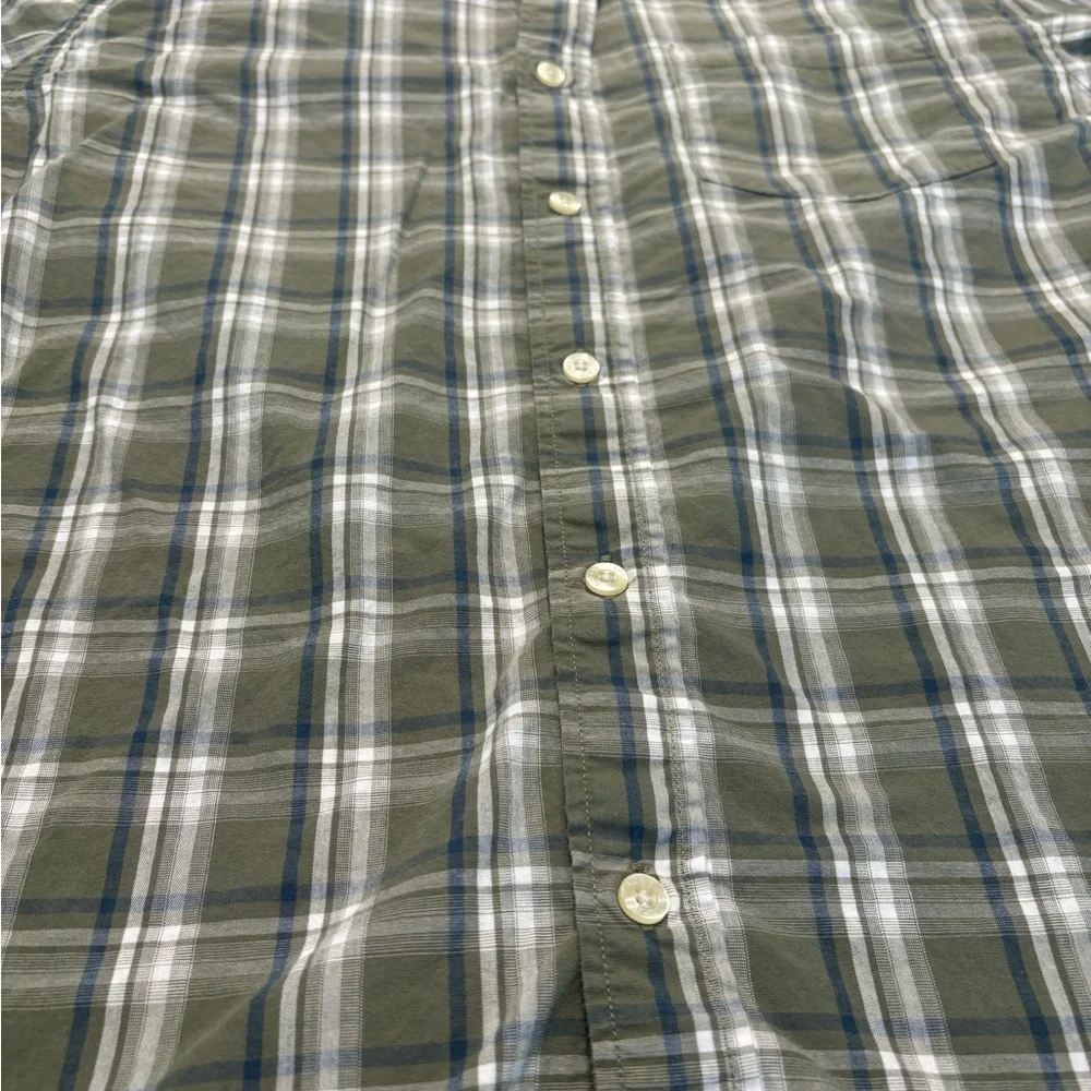 J. Crew Men’s Green Plaid Button-down Shirt, Size S